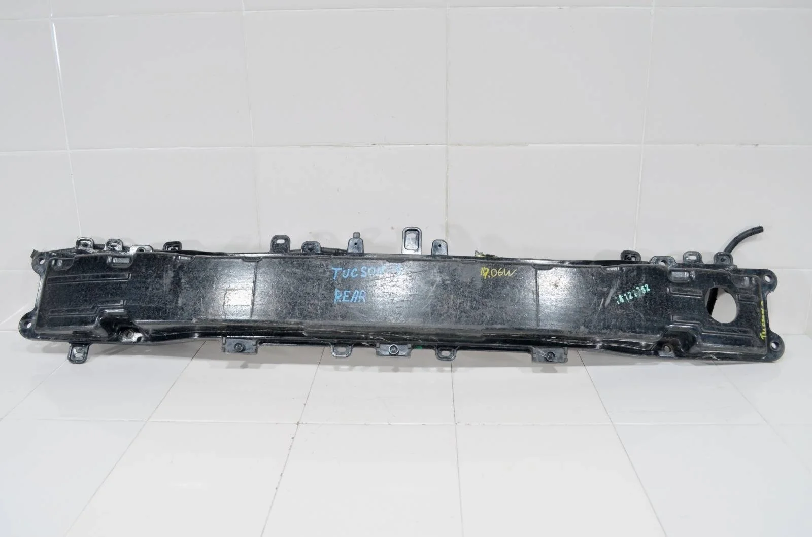 Усилитель бампера Hyundai Tucson 2015+ 86630D7000 TL, задний