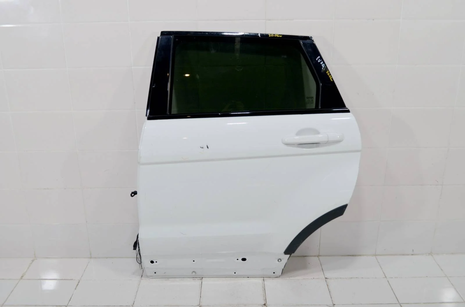 Дверь LAND ROVER RANGE ROVER EVOQUE 2011-2018 LR028557 L538, задняя левая