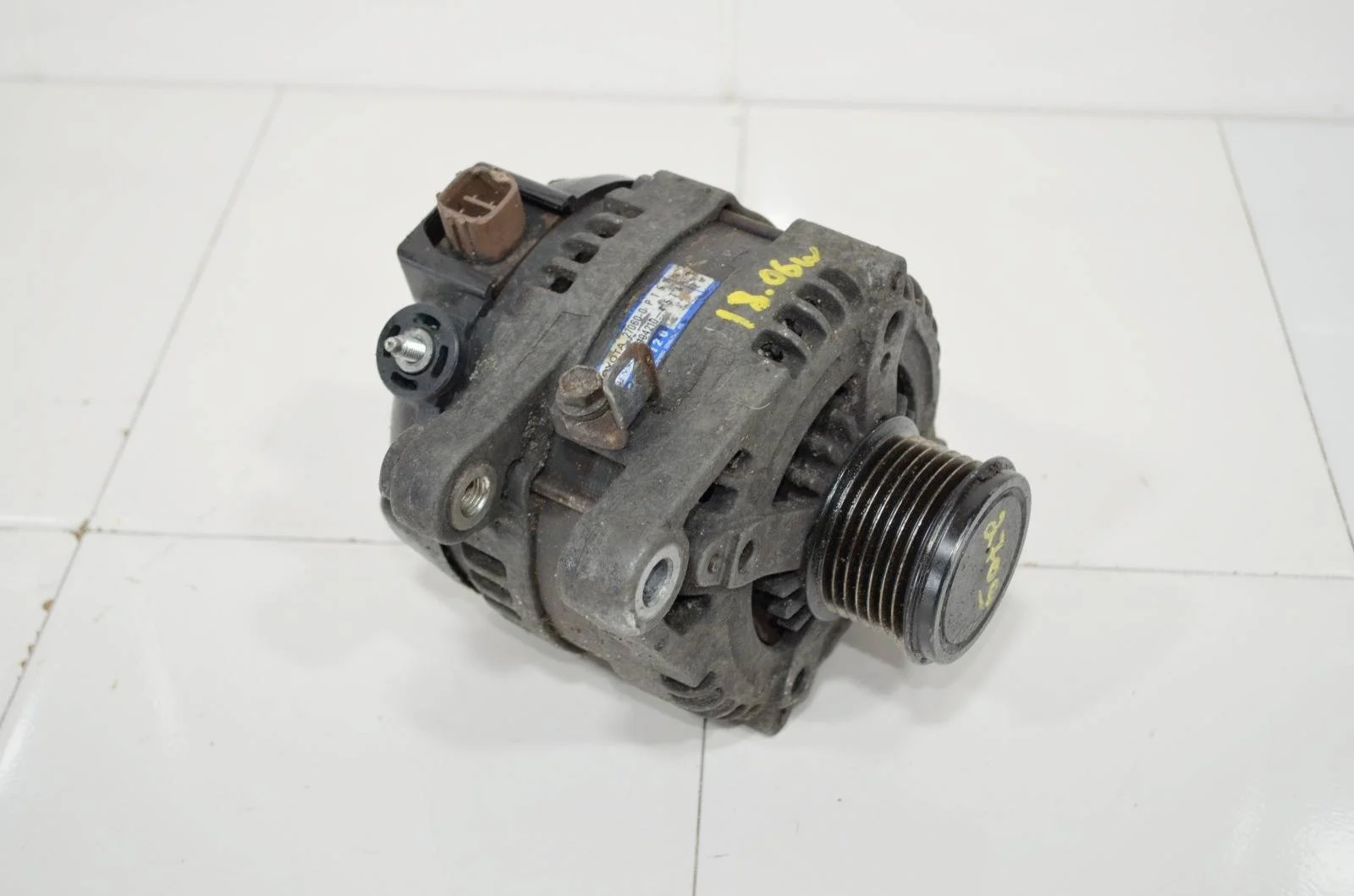 Генератор TOYOTA VENZA 2008-2017 270600P151 GV10