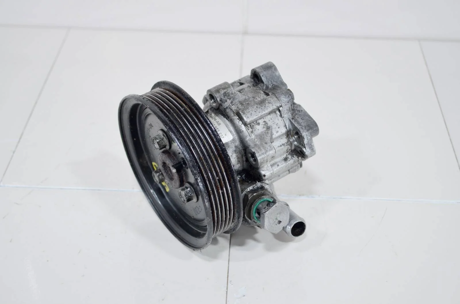 Насос ГУР LAND ROVER DISCOVERY 2009+ LR014089 L319