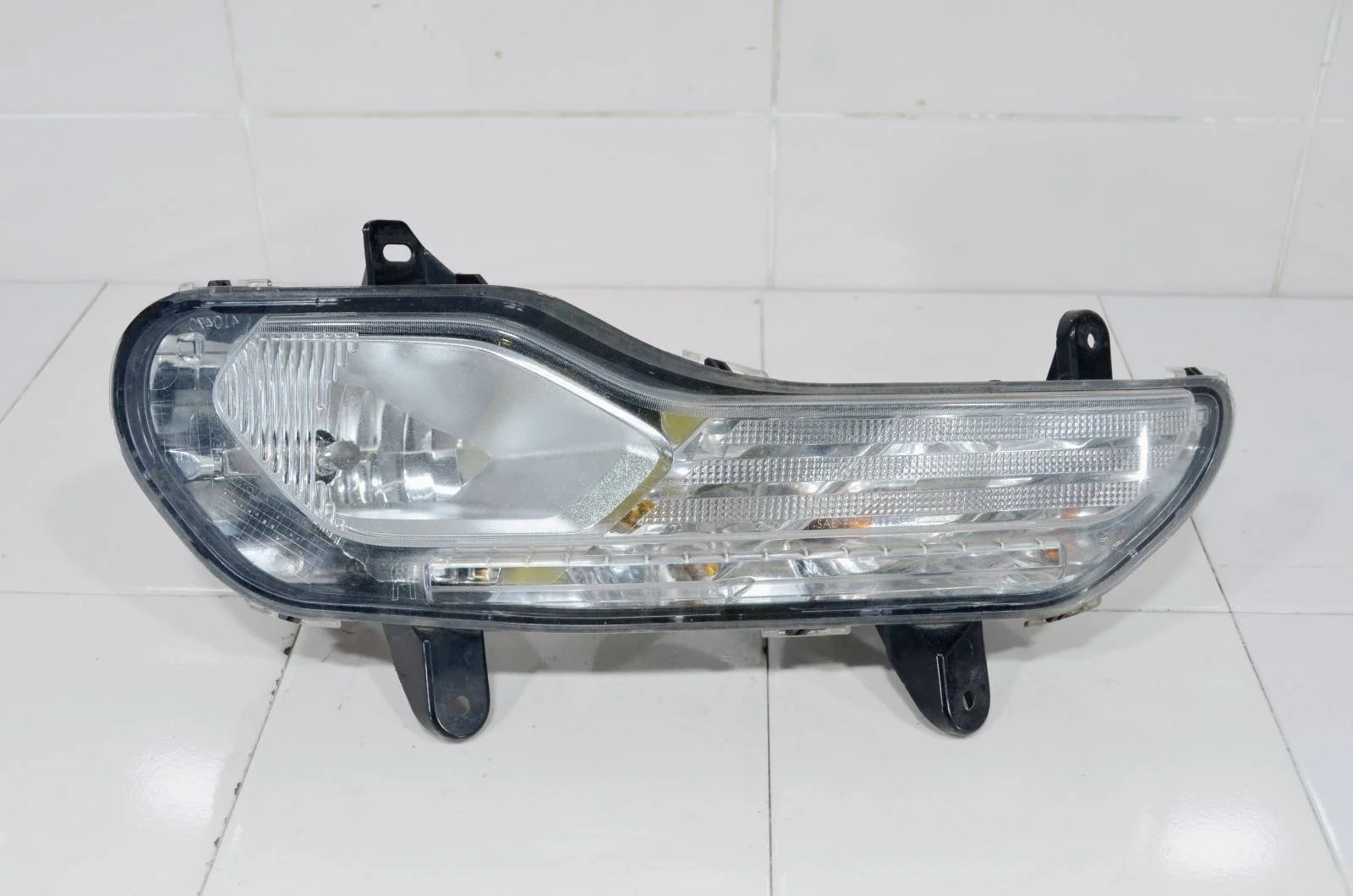 ПТФ Ford Kuga 2012+ 1849643 CBS, передний правый