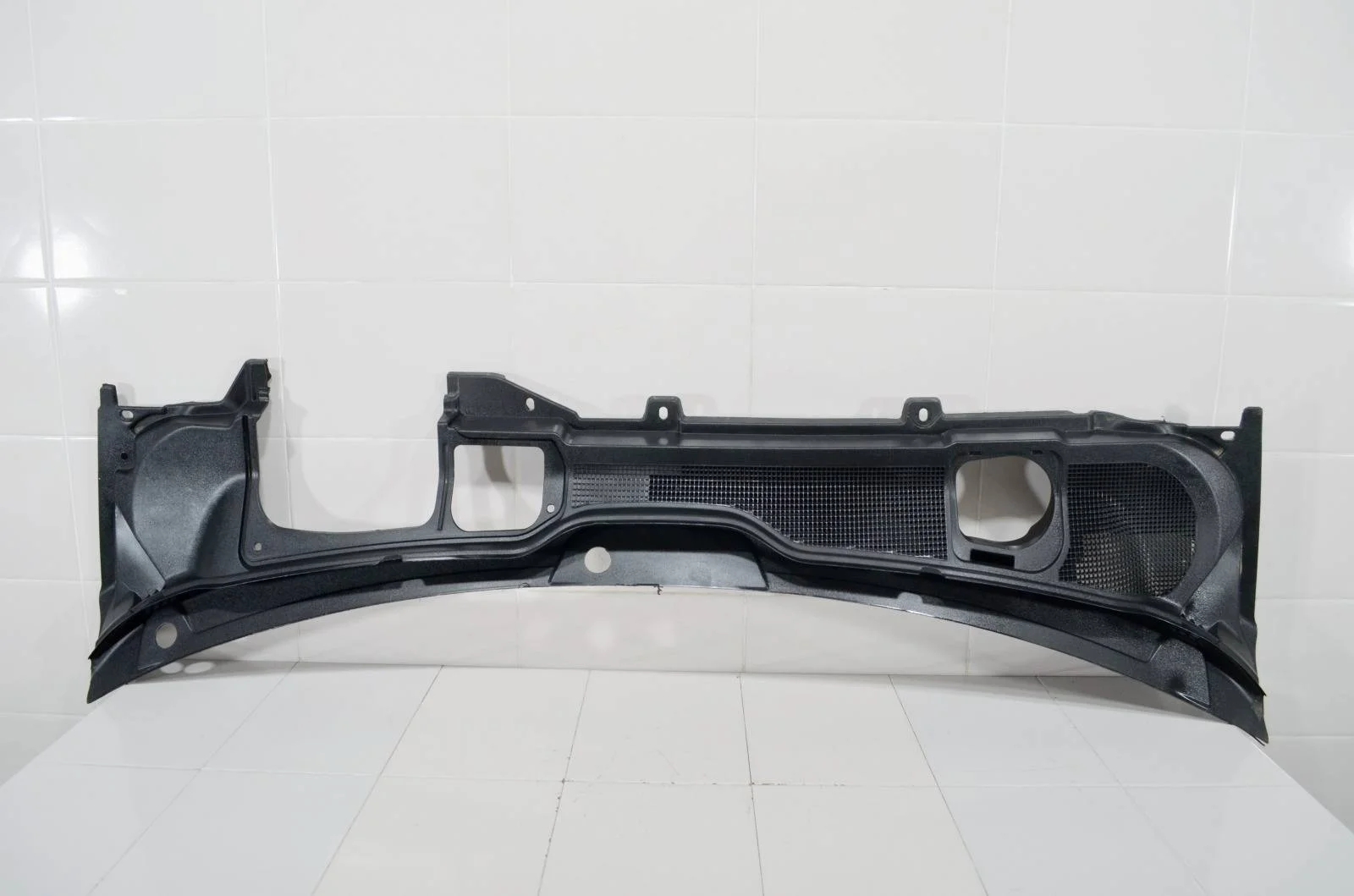 Жабо решетка LAND ROVER RANGE ROVER EVOQUE 2011-2018 LR027199 L538