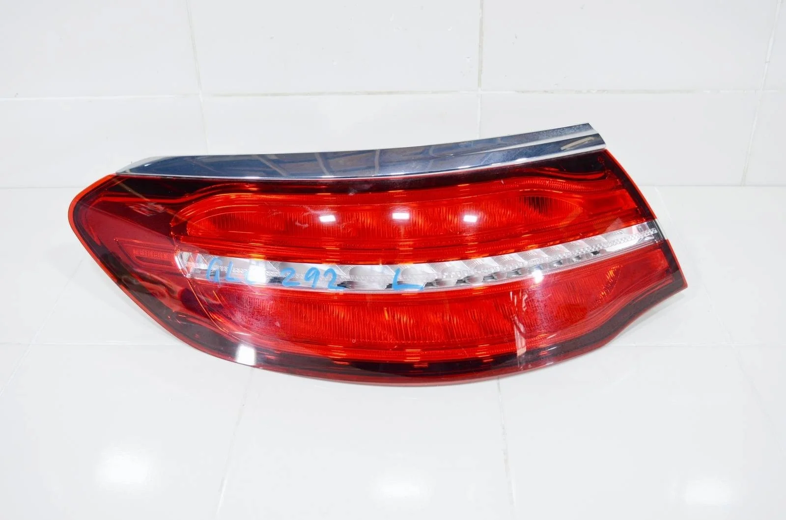 Фонарь MERCEDES-BENZ GLC-Class 2015+ A2929064700 C253, левый