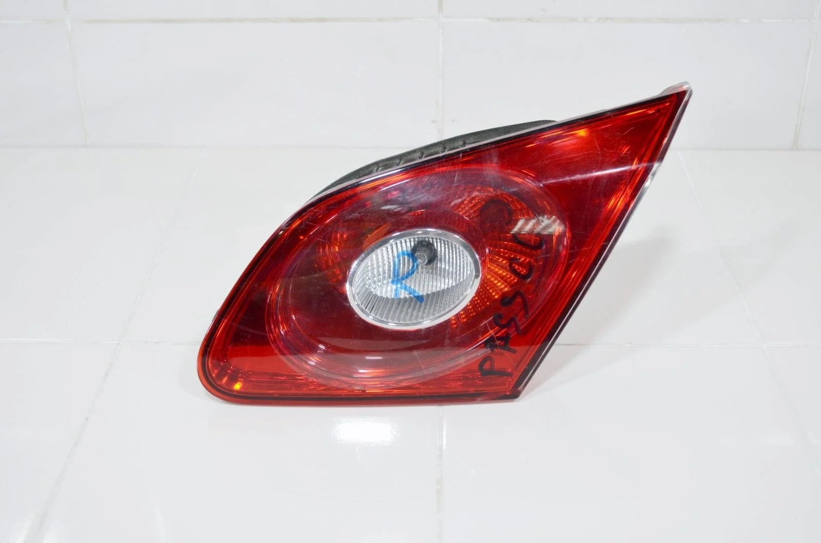 Фонарь VOLKSWAGEN PASSAT CC 2008-2012 3C8945094D 358, правый