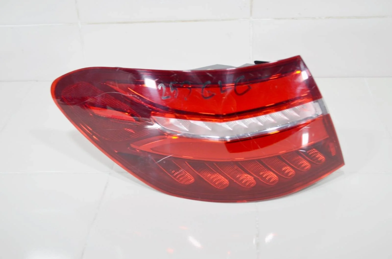 Фонарь MERCEDES-BENZ GLC-Class 2015+ A2539067300 X253, левый