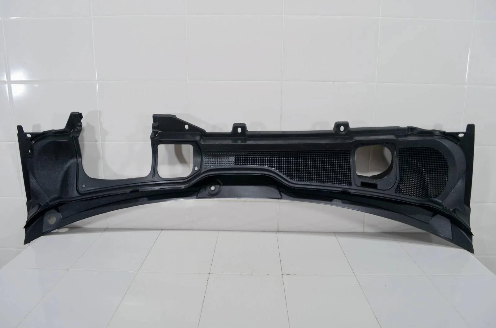 Жабо решетка LAND ROVER RANGE ROVER EVOQUE 2011-2018 LR027199 L538