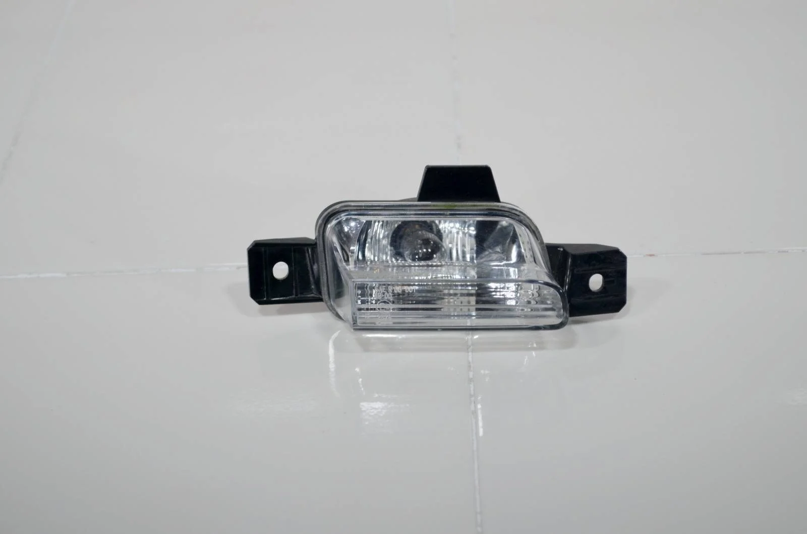 Фонарь заднего хода VOLKSWAGEN TIGUAN 2006+ 5N0941071 1, левый