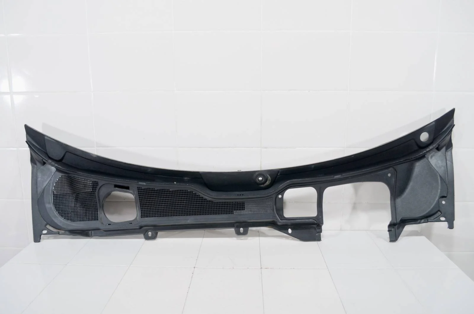 Жабо решетка LAND ROVER RANGE ROVER EVOQUE 2011-2018 LR027199 L538