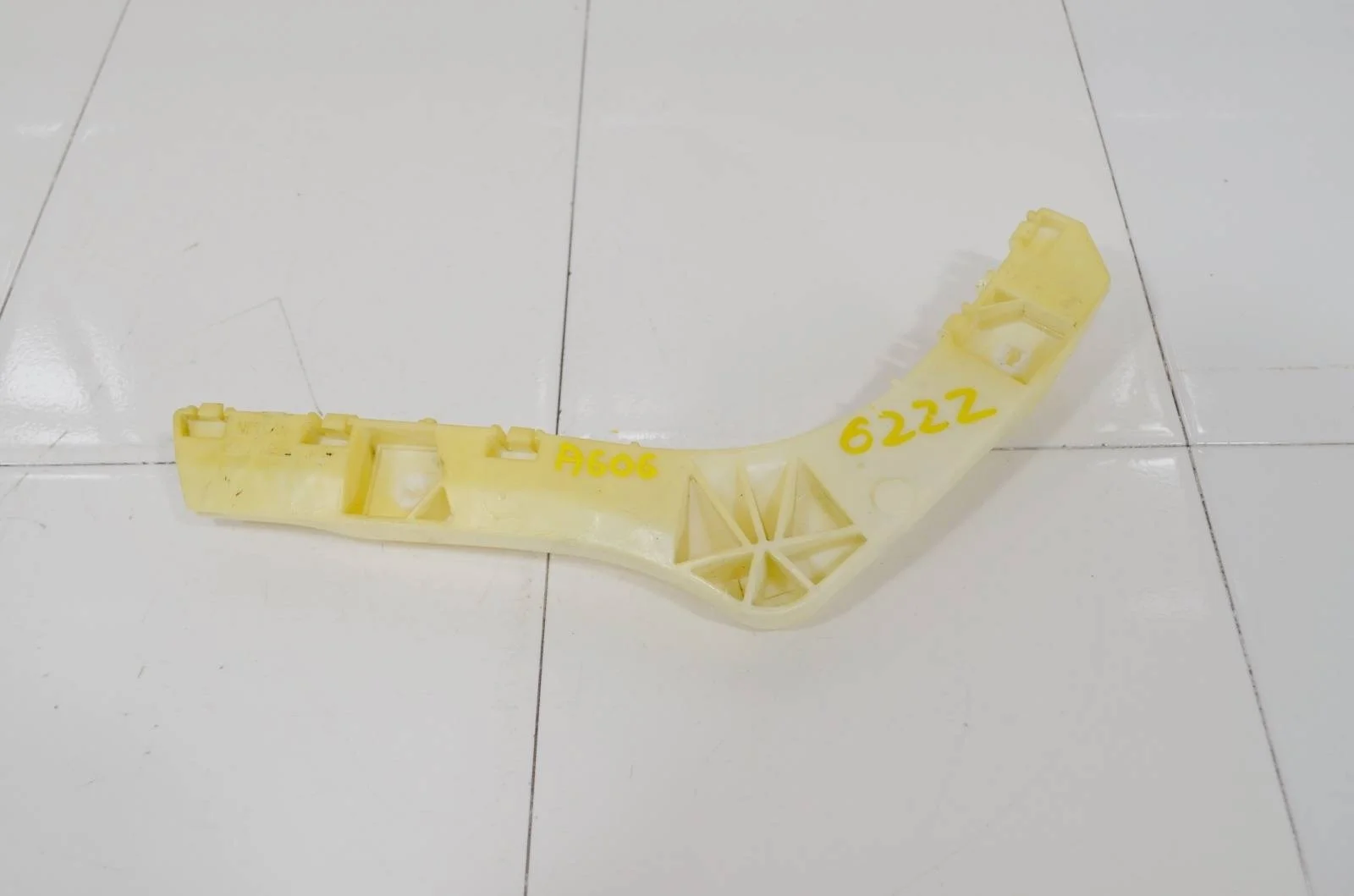 Кронштейн бампера NISSAN MURANO 2007-2015 852271AA0A Z51, задний левый