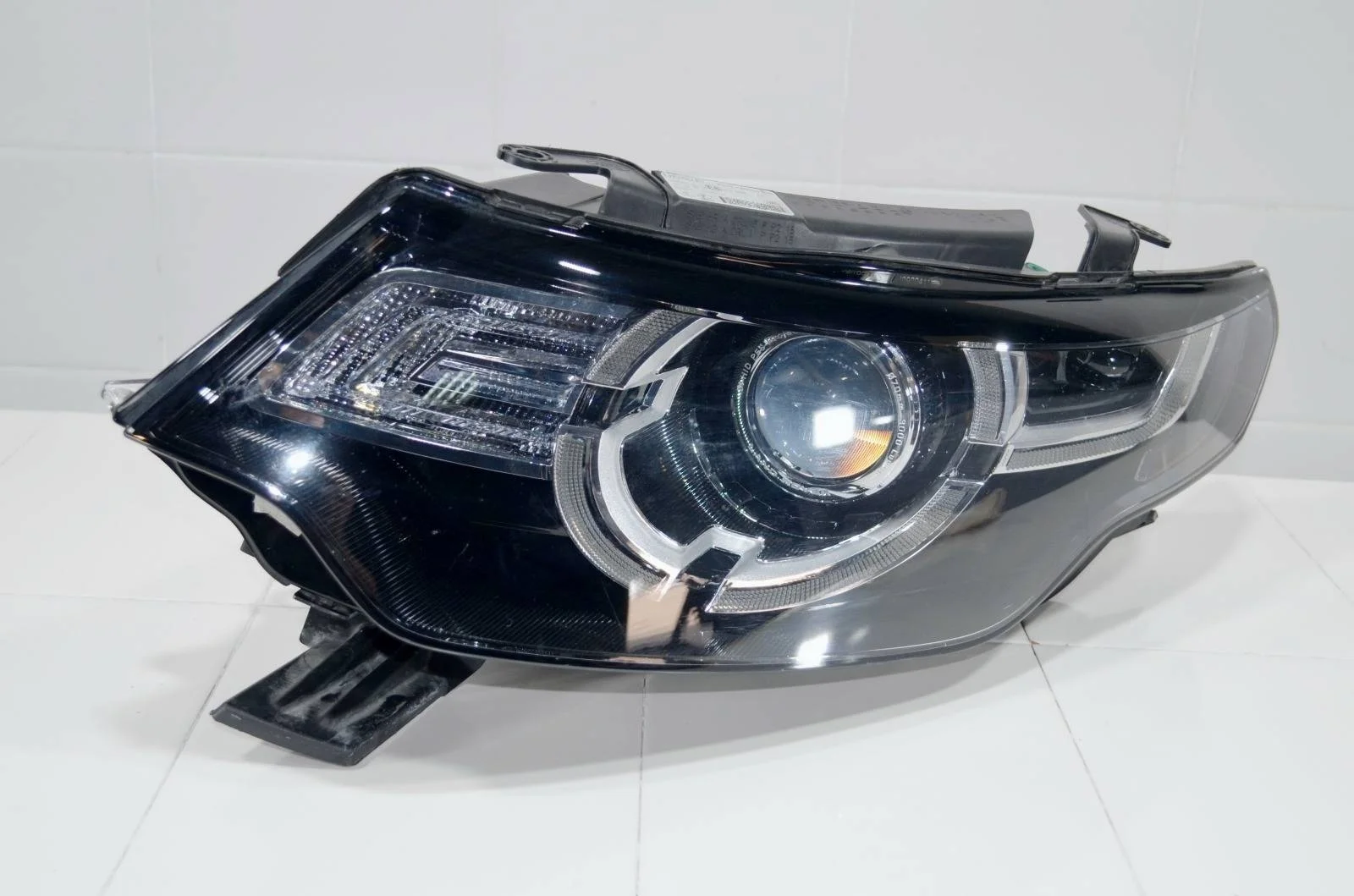 Фара LAND ROVER DISCOVERY SPORT 2015+ LR060888 L550, левая