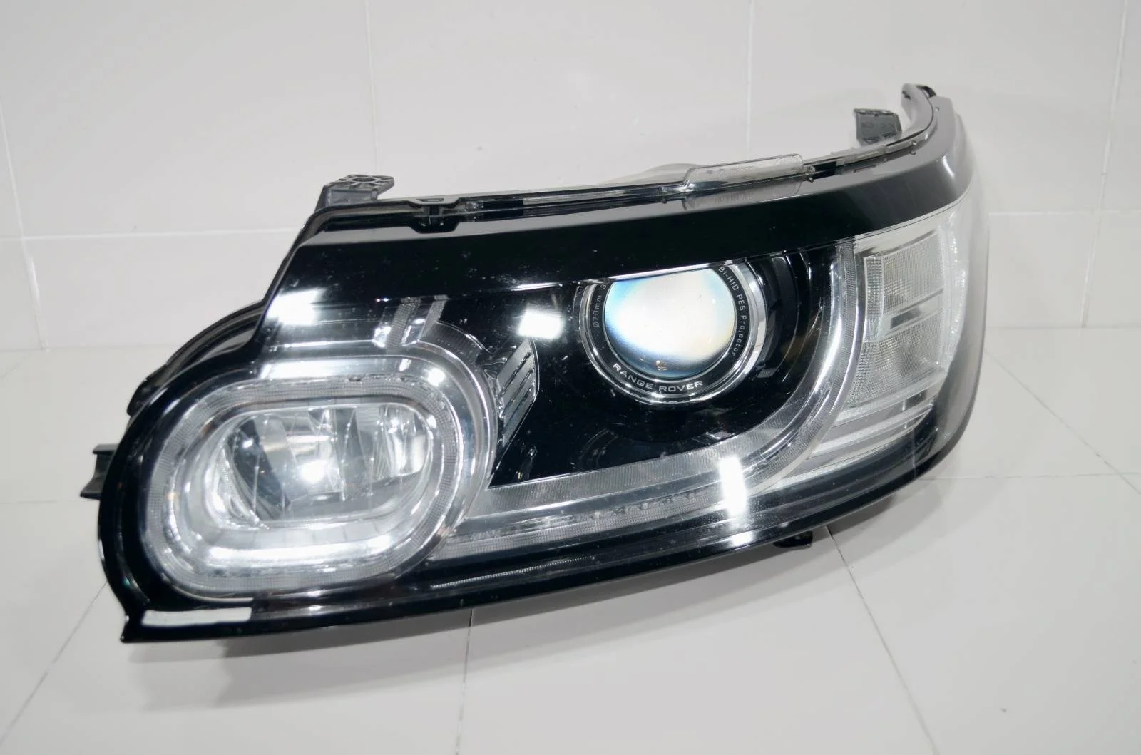Фара Land Rover Range Rover Sport 2013+ LR057278 L494, левая