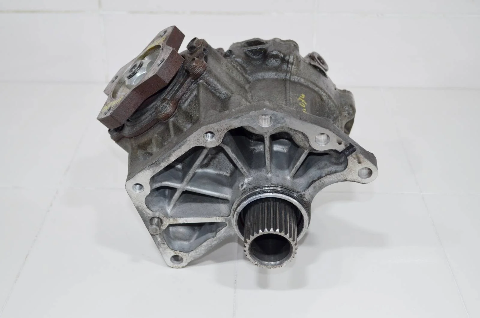 Раздаточная коробка NISSAN PATHFINDER 2012+ 331003KA0B R52