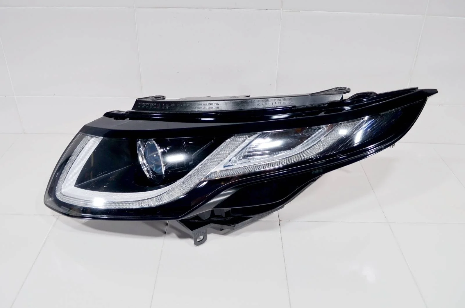 Фара LAND ROVER RANGE ROVER EVOQUE 2015+ LR072628 L538, левая