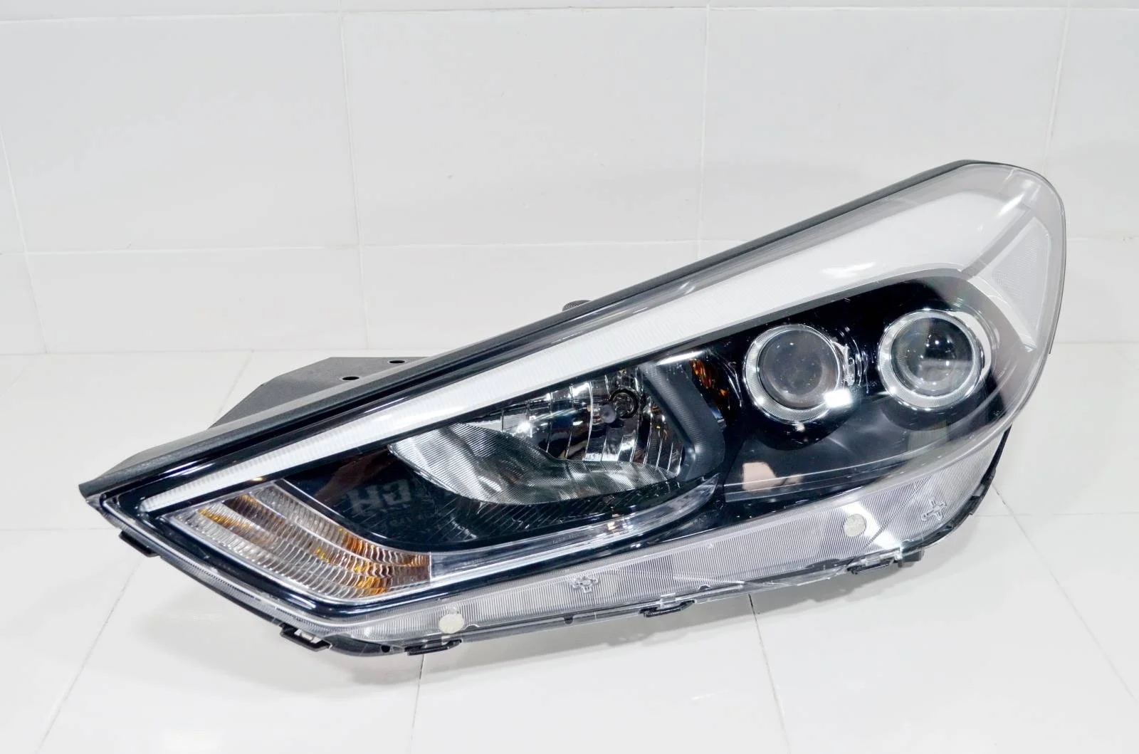 Фара Hyundai Tucson 2015+ 92101D7200 TL, левая