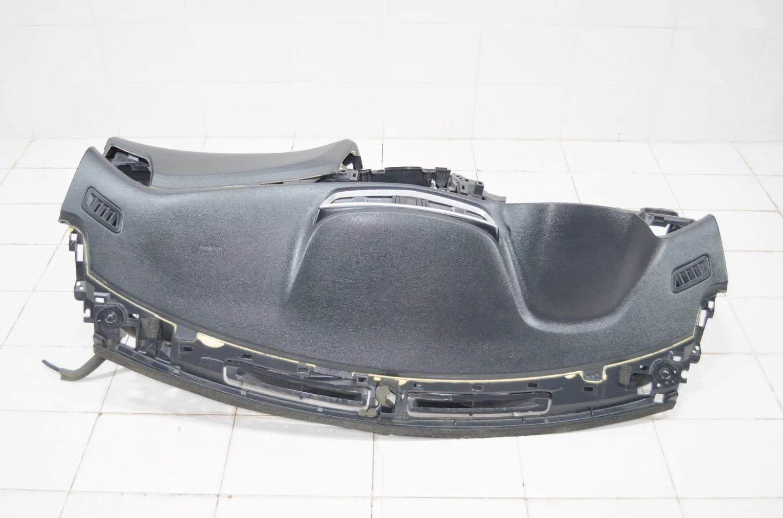 Торпедо NISSAN QASHQAI 2013+ 682004EH0A J11