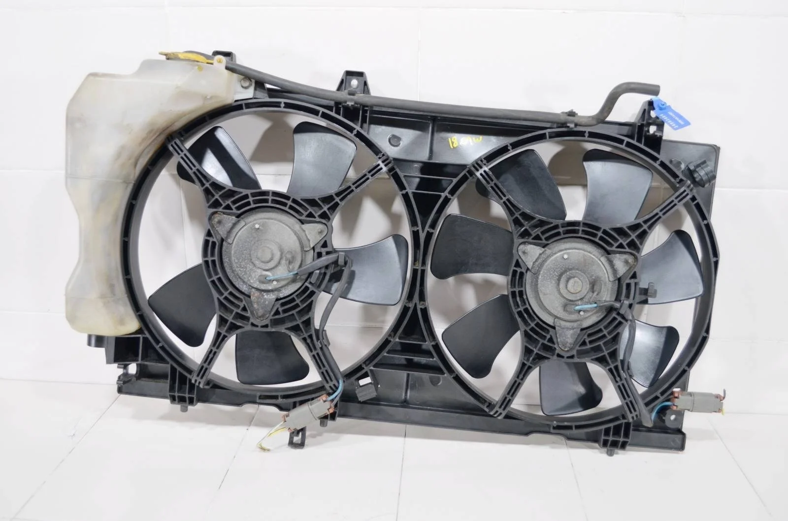 Диффузор в сборе subaru FORESTER 2002-2007 45122SA000 SG