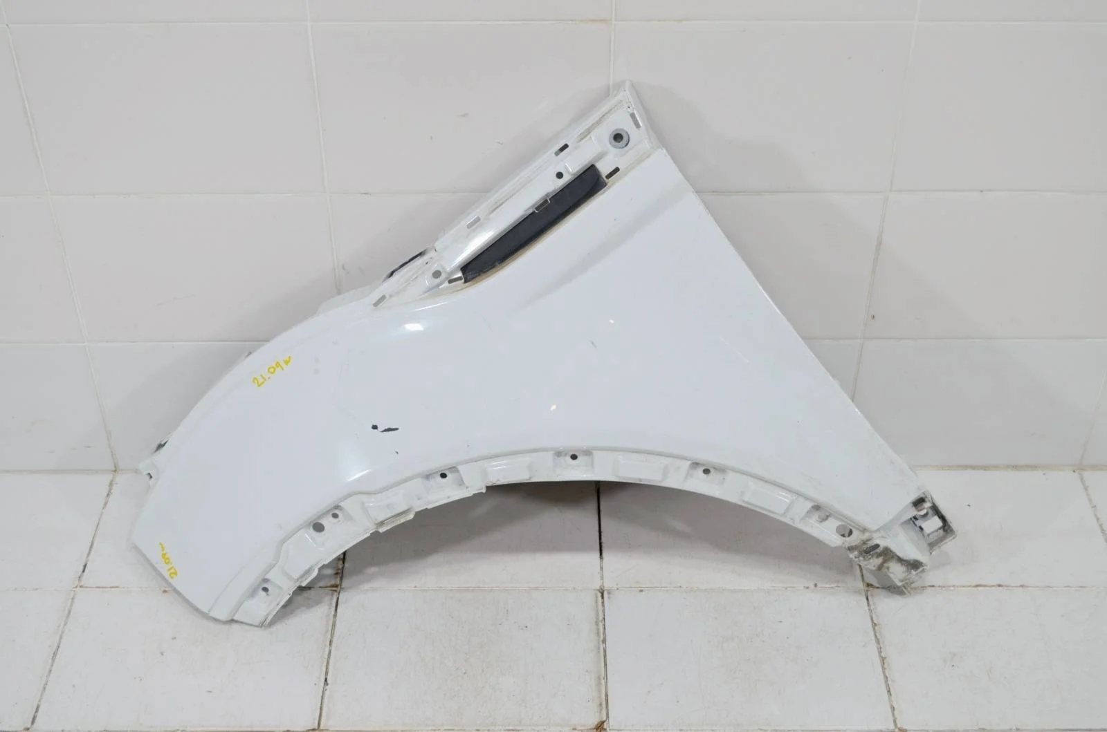Крыло LAND ROVER RANGE ROVER EVOQUE 2011-2018 LR027590 L538, переднее левое