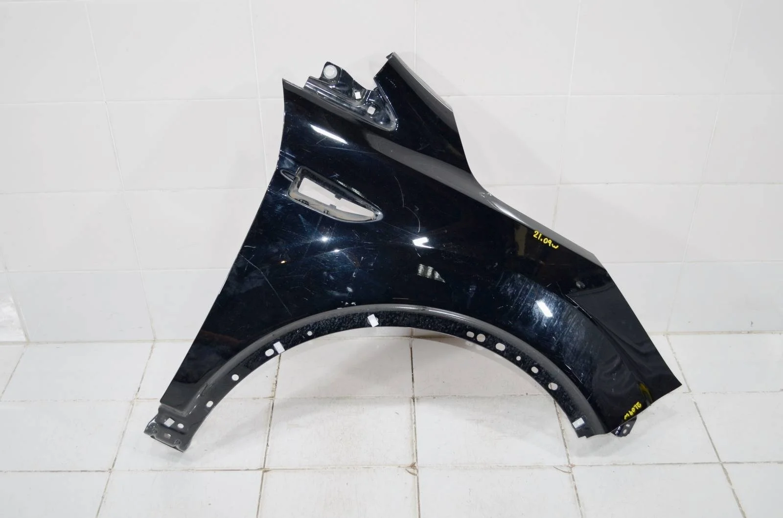 Крыло Ford Kuga 2016+ 2344151 CBS, переднее правое