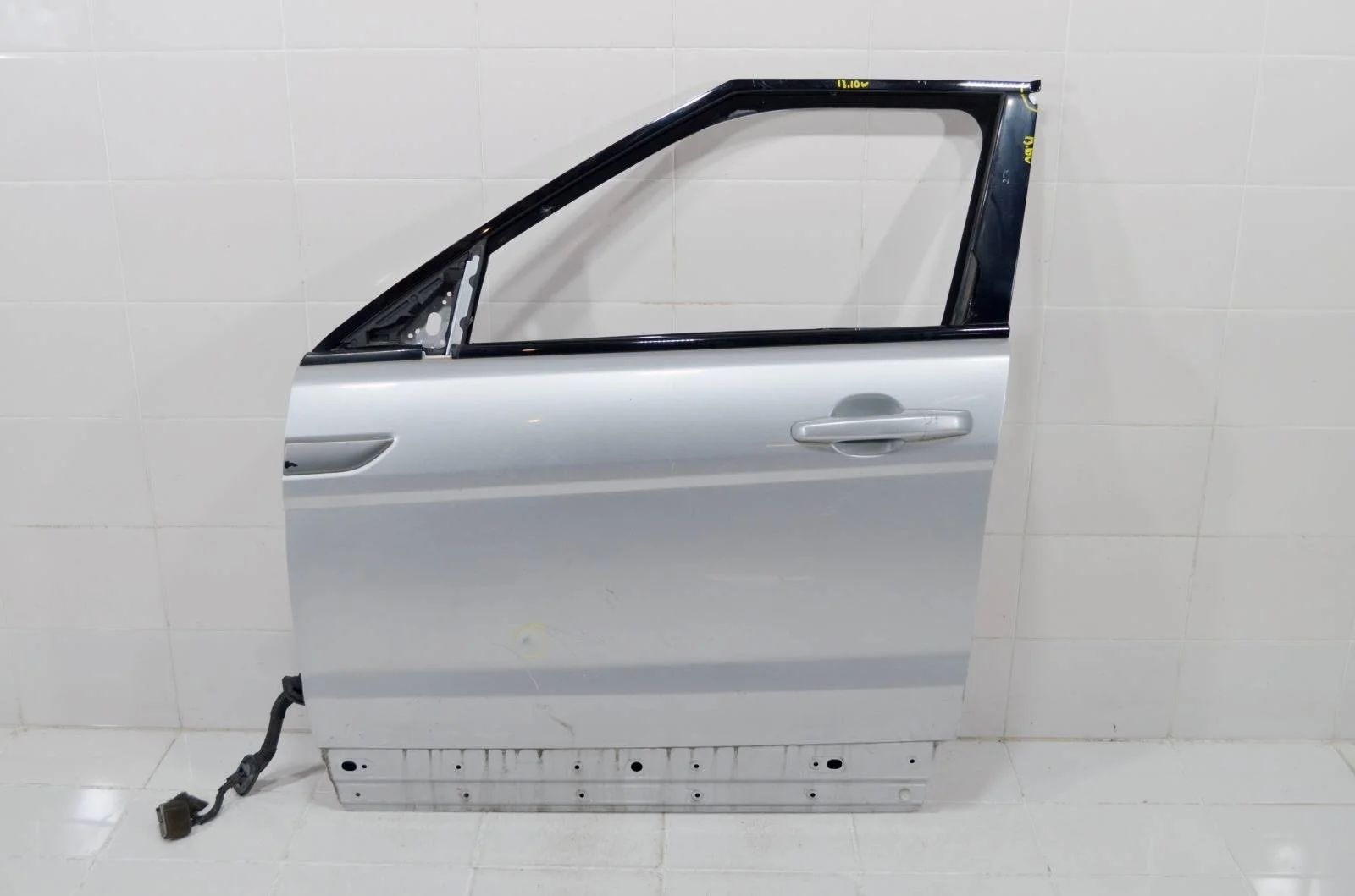 Дверь LAND ROVER RANGE ROVER EVOQUE 2011-2018 LR028553 L538, передняя левая