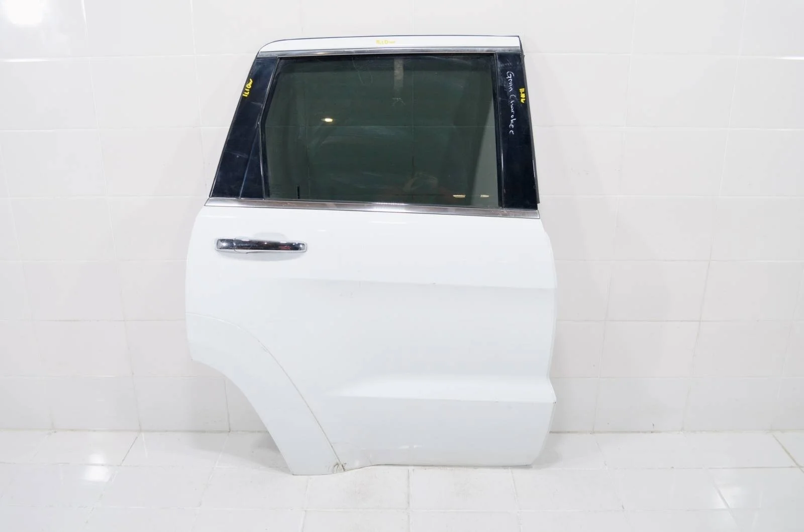 Дверь Jeep GRAND CHEROKEE 2010+ 55113634AO WK2, задняя правая