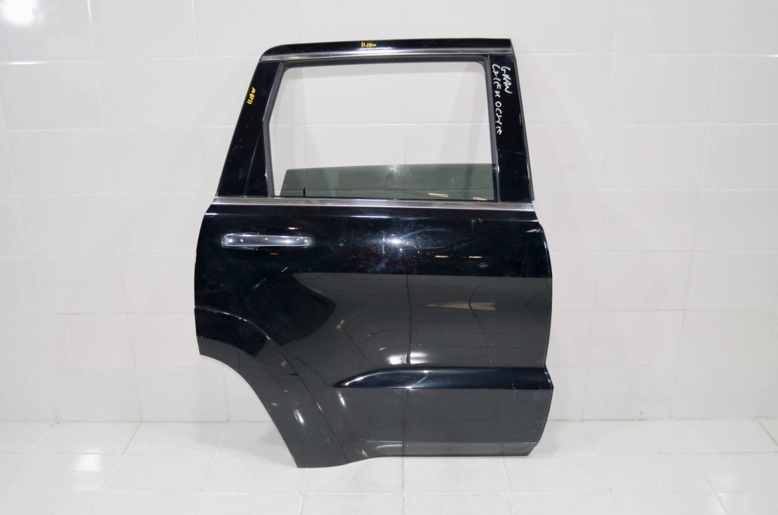 Дверь Jeep GRAND CHEROKEE 2010+ 55113634AO WK2, задняя правая