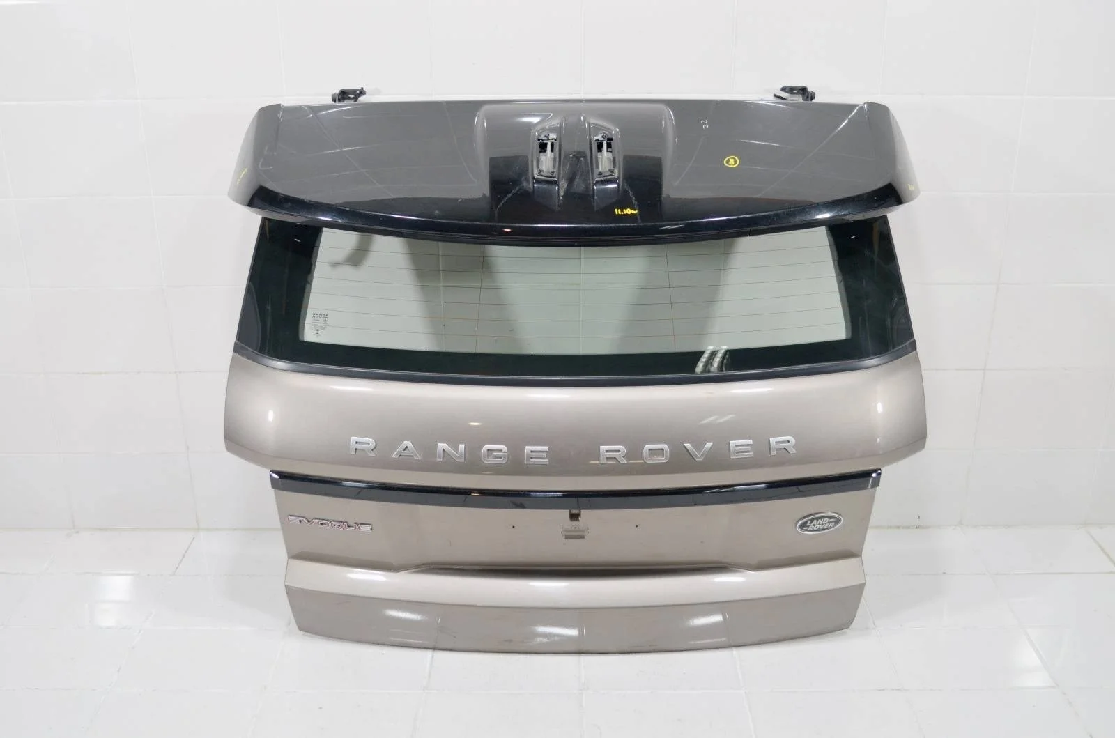 Крышка багажника LAND ROVER RANGE ROVER EVOQUE 2011-2018 LR064614 L538