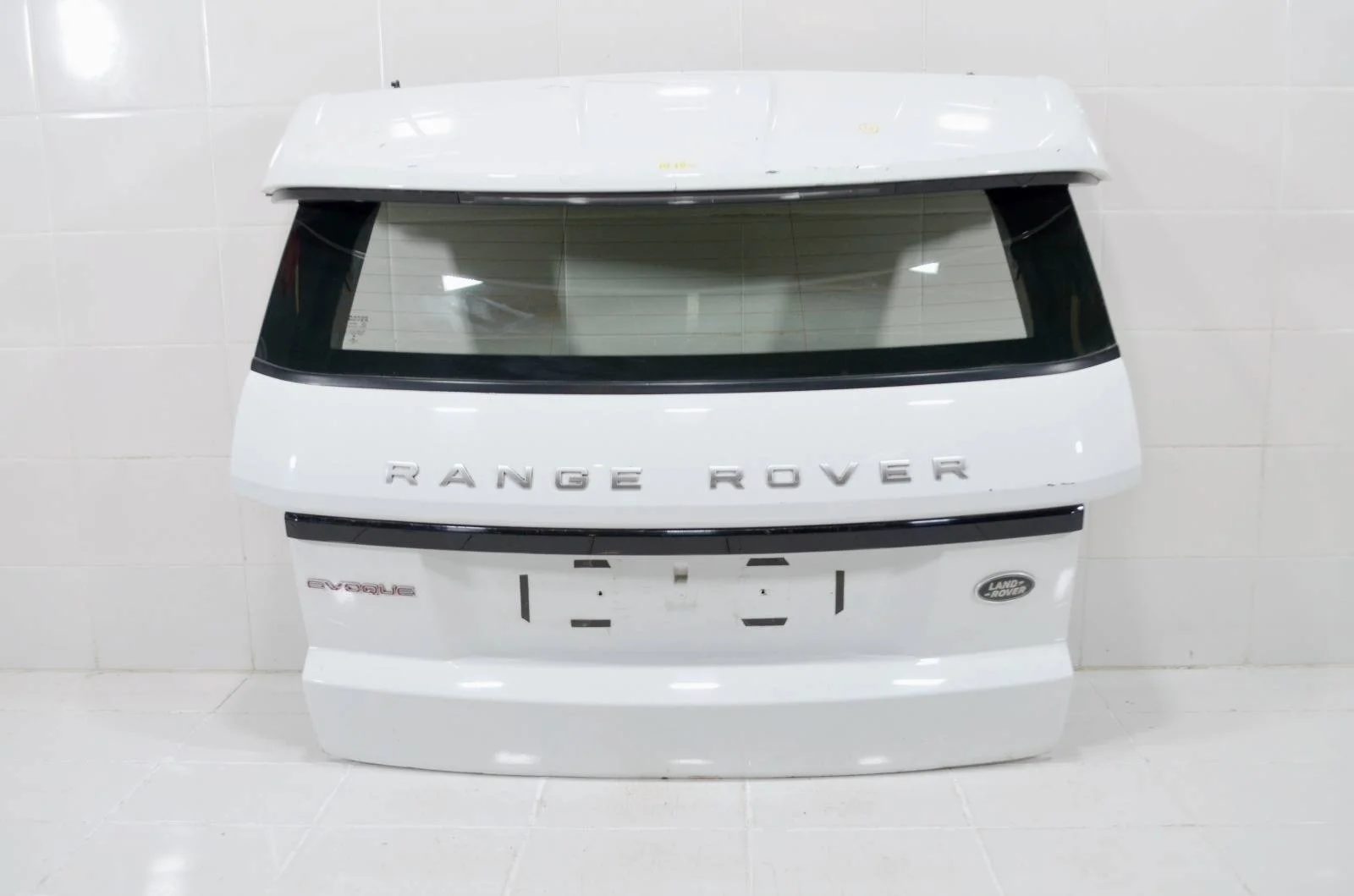 Крышка багажника LAND ROVER RANGE ROVER EVOQUE 2011-2018 LR064614 L538