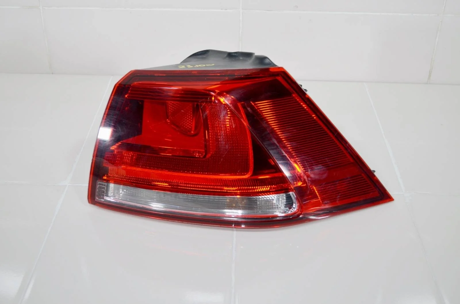 Фонарь VOLKSWAGEN GOLF 2012+ 5G0945096M 7, правый