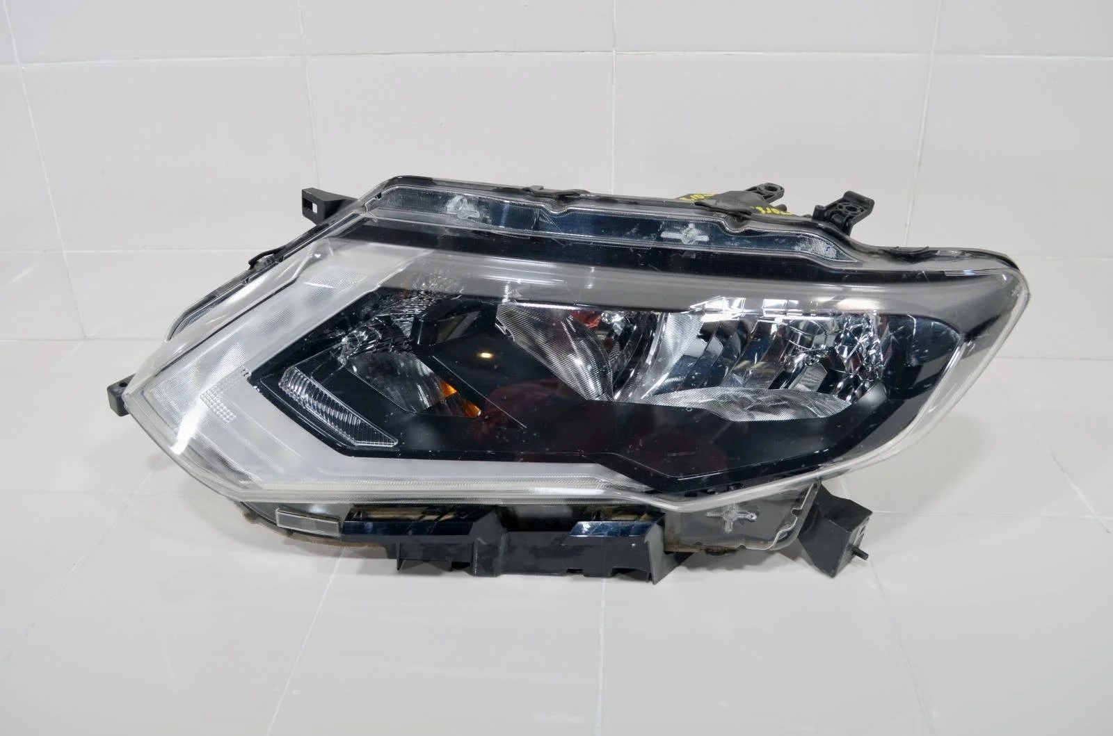 Фара NISSAN X-TRAIL 2017+ 260606FP1A T32, левая