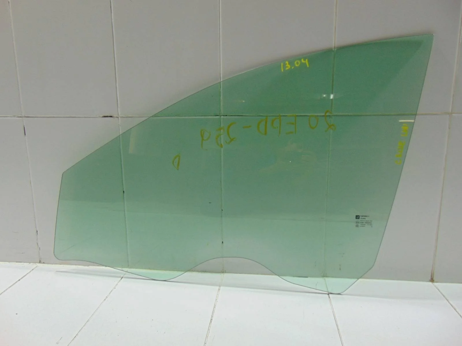Стекло двери CHEVROLET CRUZE 2009-2016 96845794, переднее левое