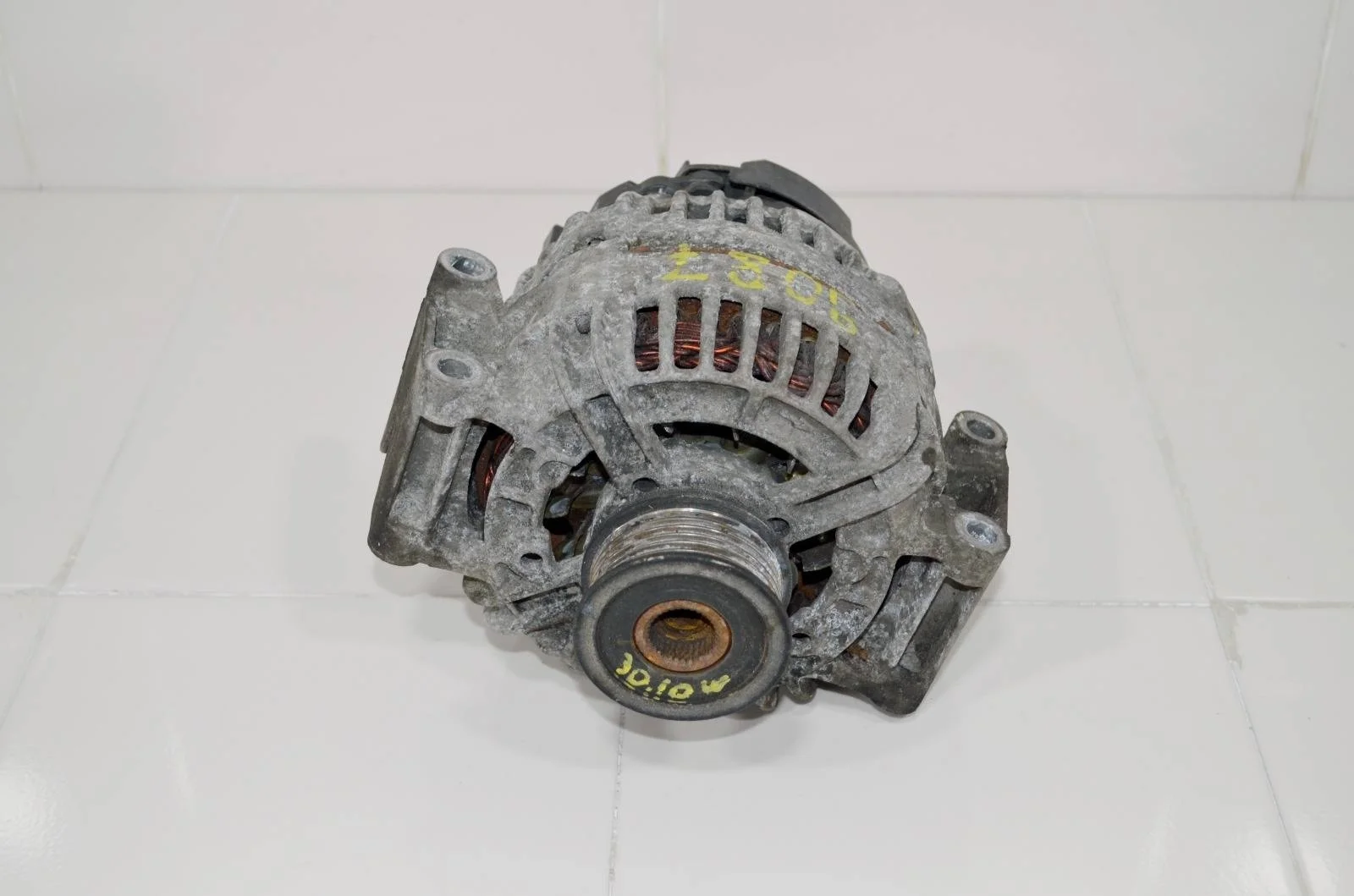 Генератор VOLKSWAGEN TIGUAN 2006+ 06B903016AB 1