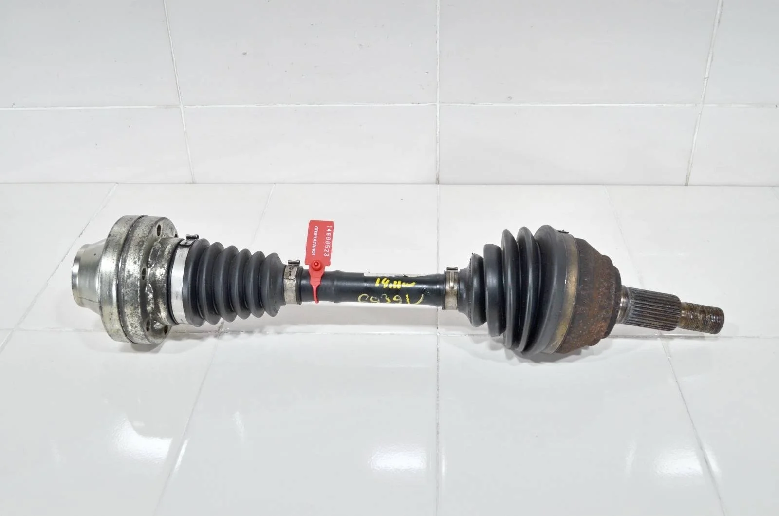 Привод VOLKSWAGEN TOUAREG 2002-2010 7L0407271F 7L, передний