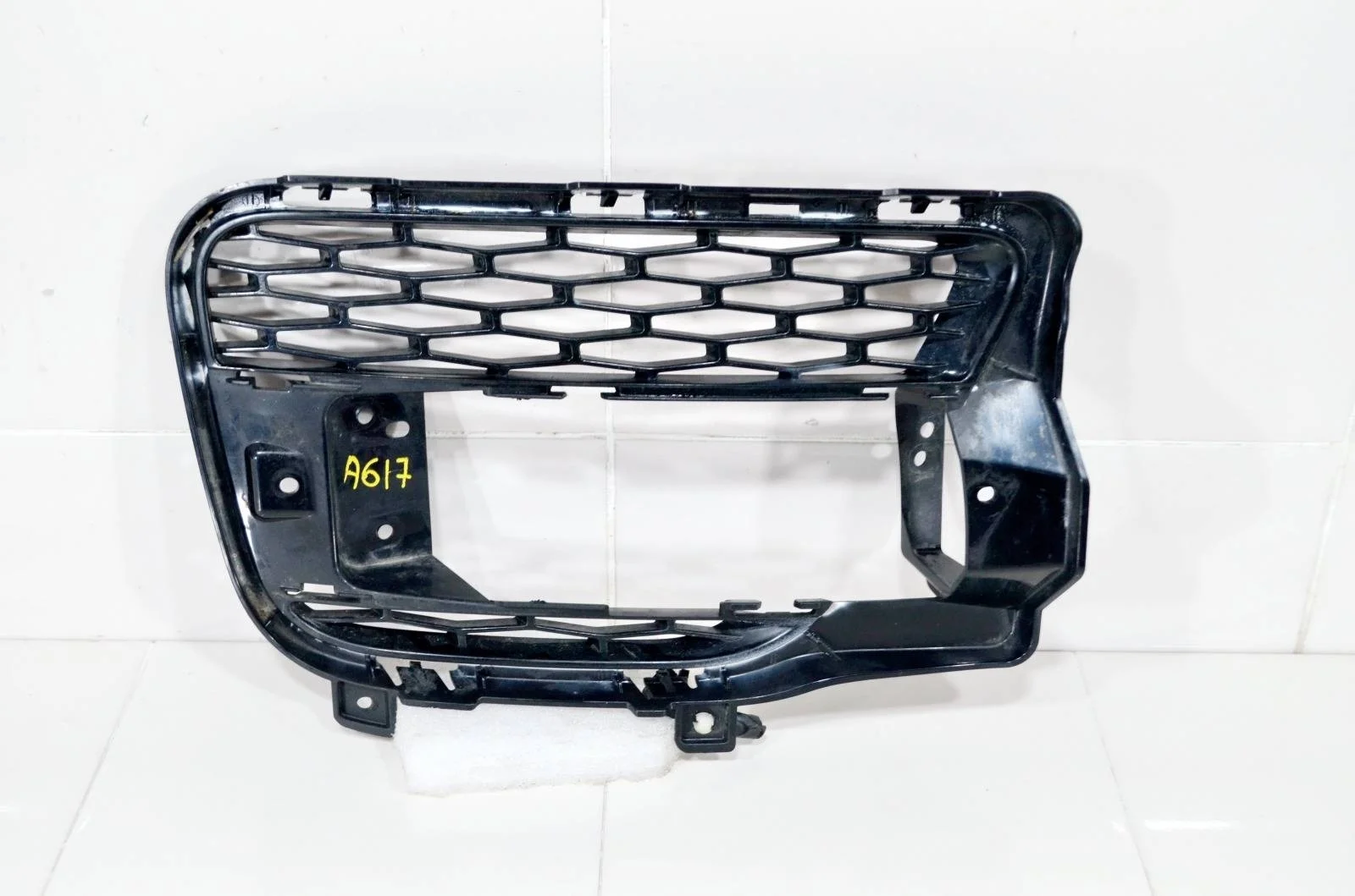 Решетка бампера LAND ROVER RANGE ROVER SPORT 2013+ LR045033 L494, передняя правая