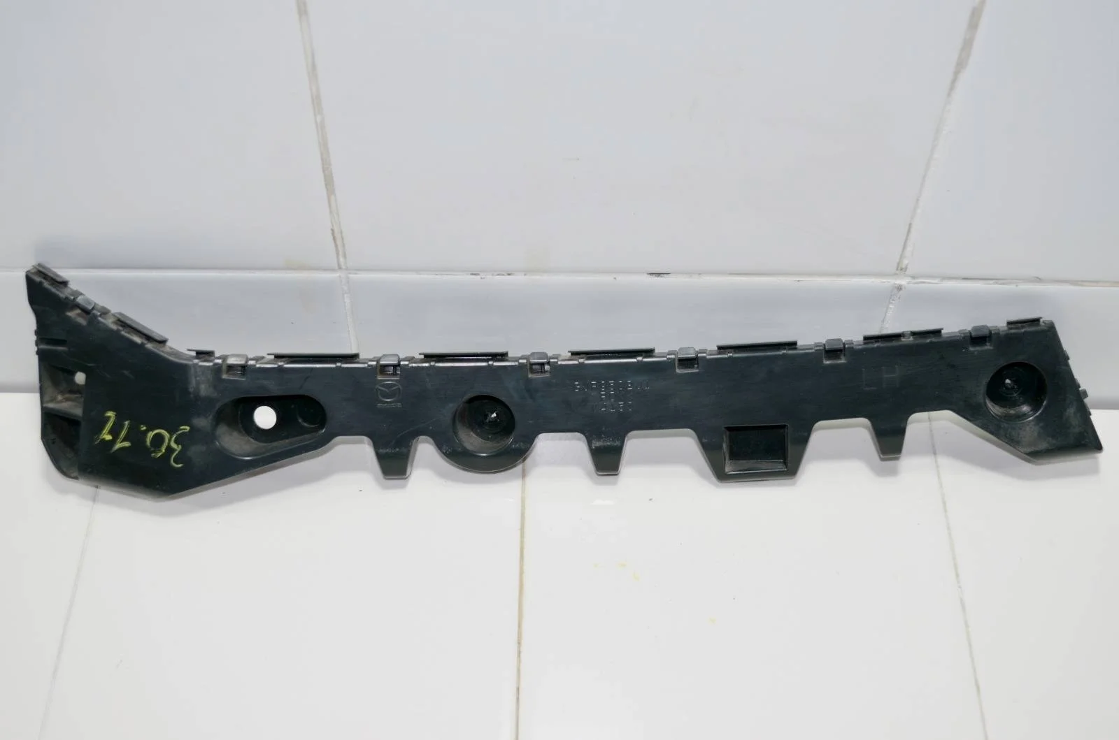 Кронштейн бампера MAZDA 6 2011+ GJR9502J1 GJ GL, задний левый