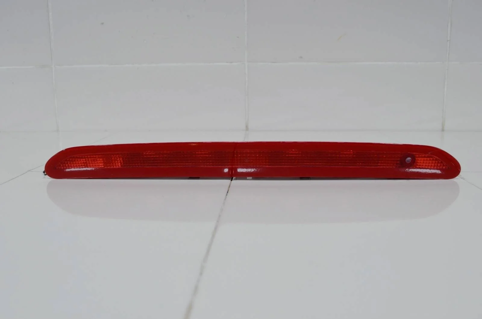 Дополнительный стоп сигнал VOLKSWAGEN GOLF 2012+ 5K0945087D 7