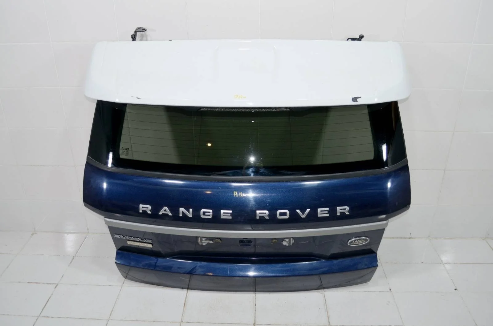 Крышка багажника Land Rover RANGE ROVER EVOQUE 2011-2018 LR064614 L538