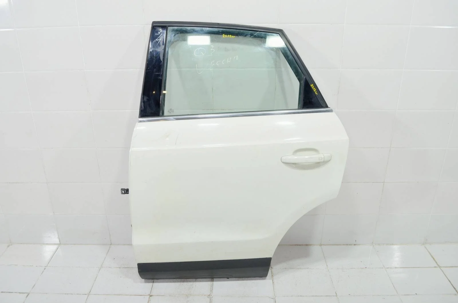 Дверь AUDI Q3 2011-2018 8U0833051B 8U, задняя левая