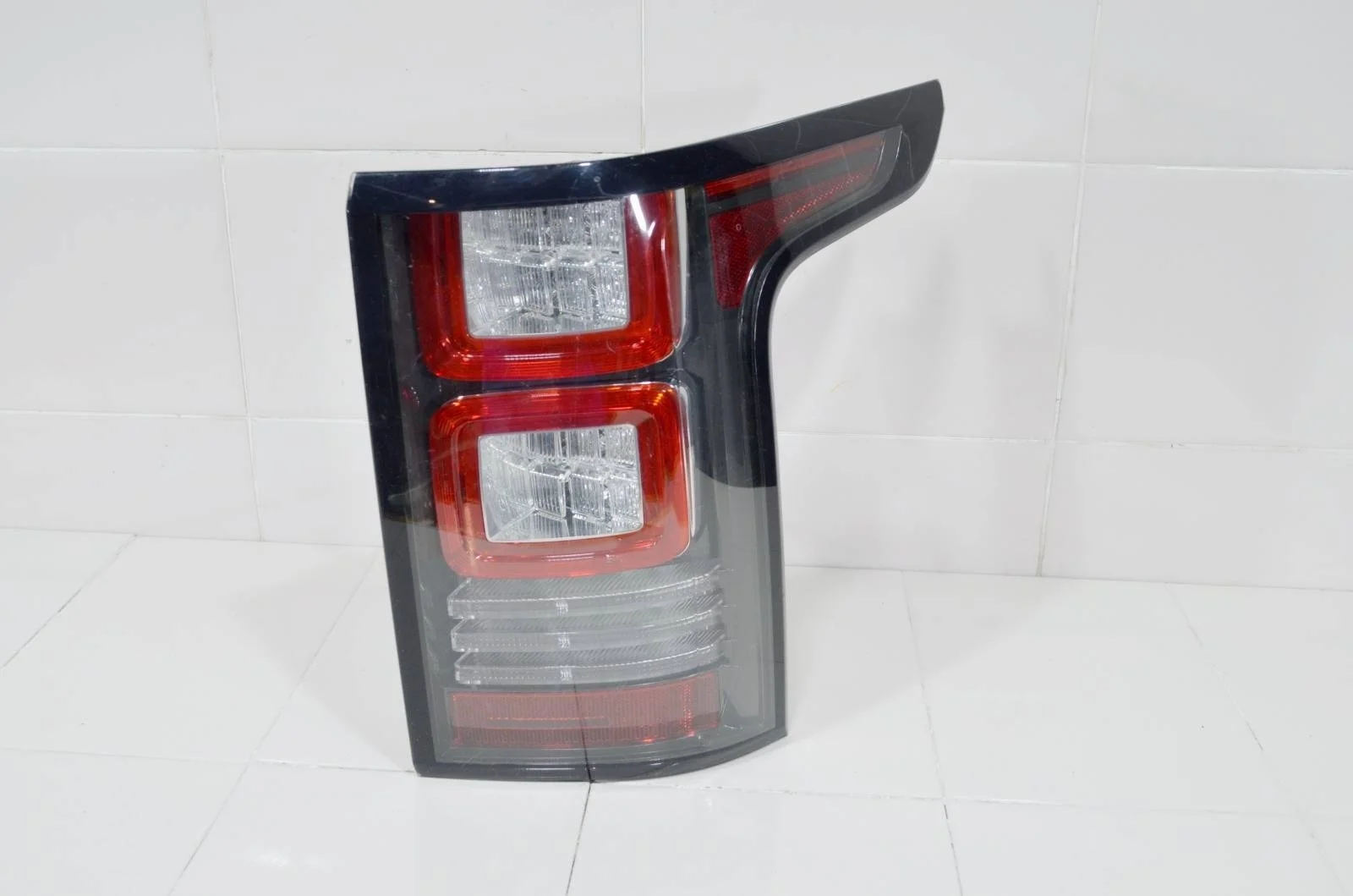 Фонарь Land Rover RANGE ROVER 2012+ LR061659 L405, правый