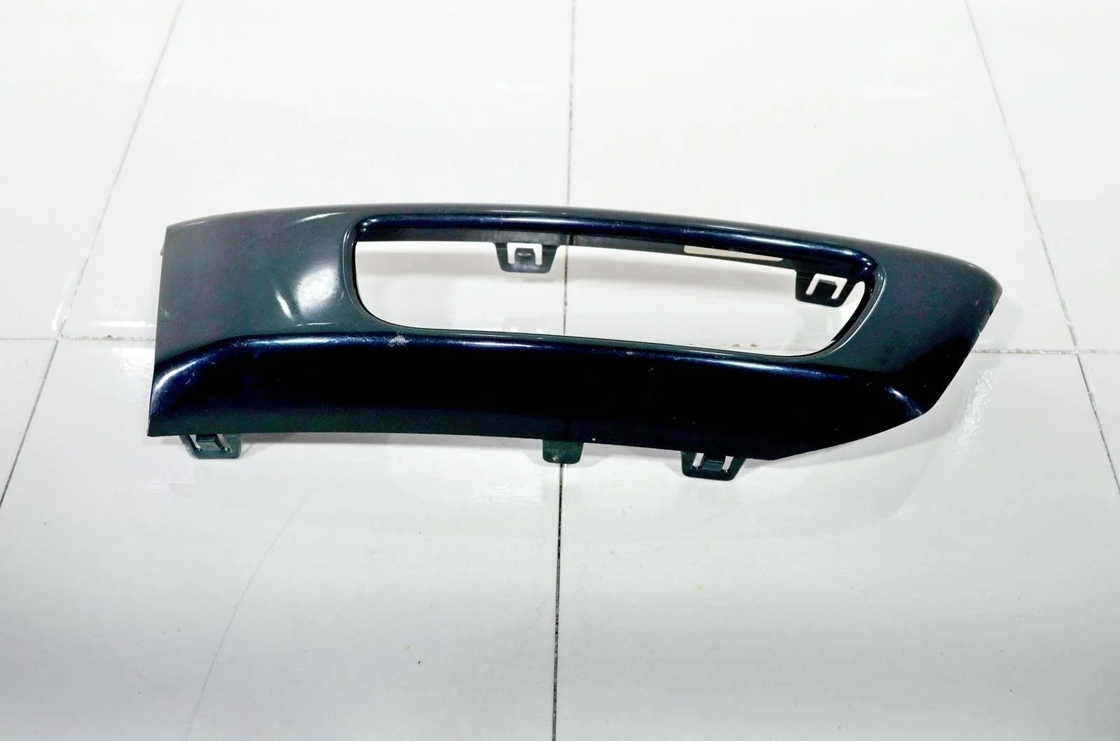 Рамка ПТФ Land Rover Range Rover Sport 2013+ LR045224 L494, передняя правая