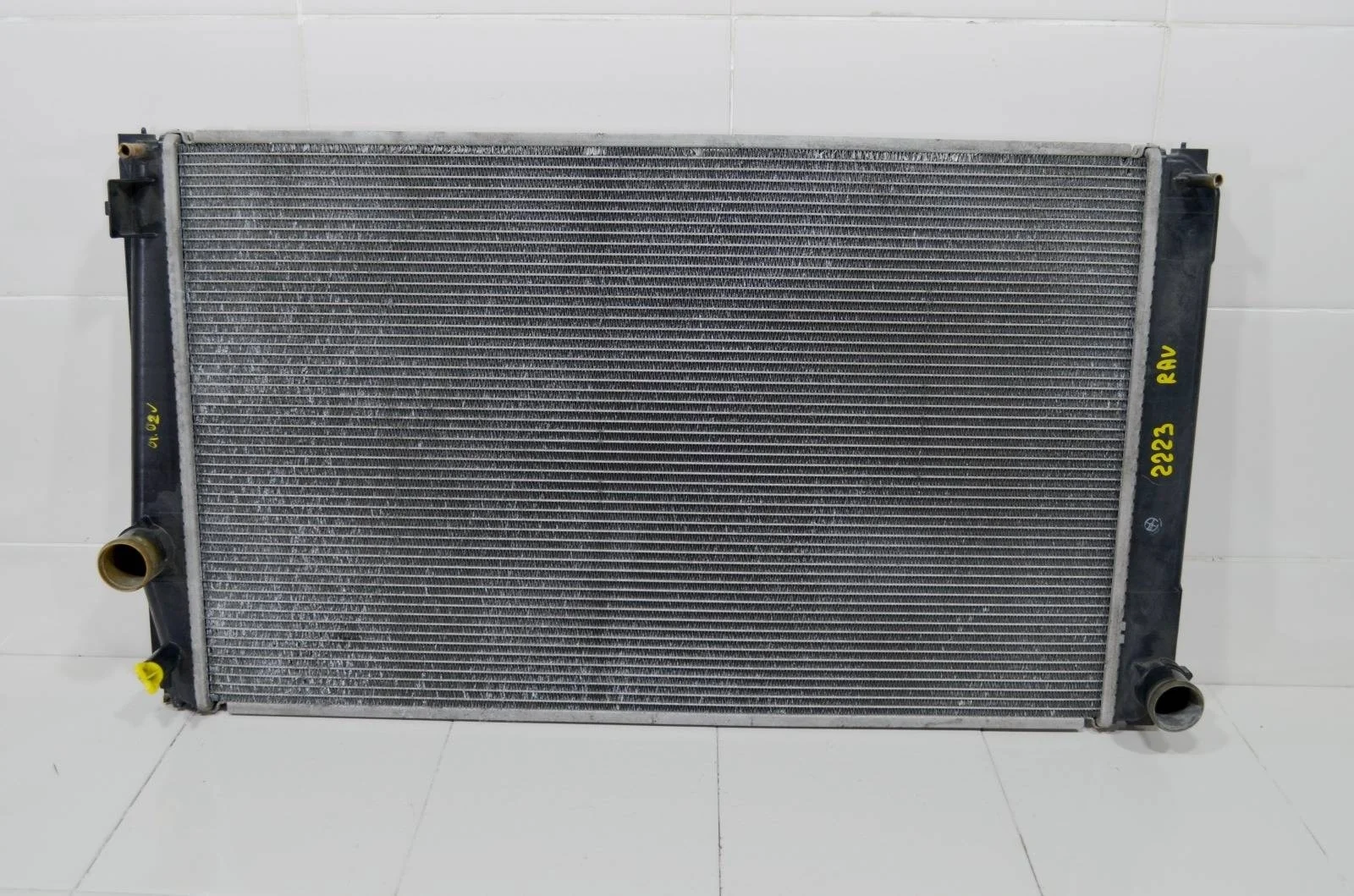 Радиатор охлаждения Toyota RAV 4 2005-2008 1640028570 A30