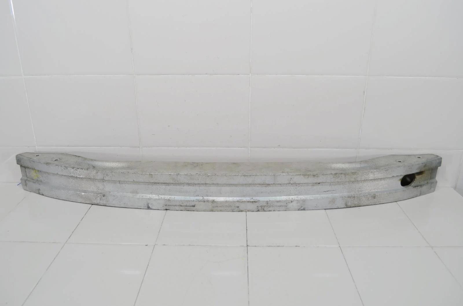 Усилитель бампера AUDI A6 2004-2011 4F0807111A C6, передний