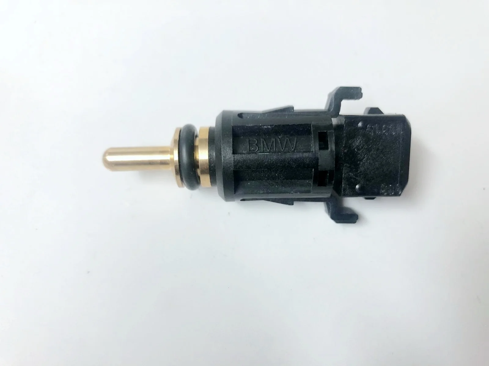 Датчик температуры охлаждающей жидкости BMW X5 2006+ 13621433077 E70