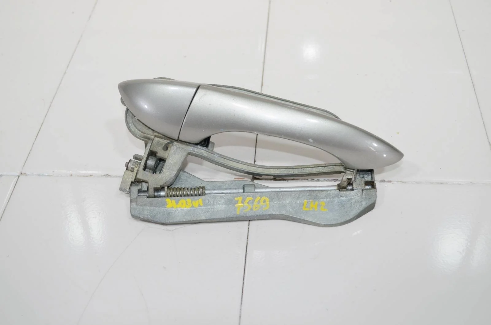 Ручка двери внешняя BMW X5 1999-2006 51218257737 E53, задняя левая