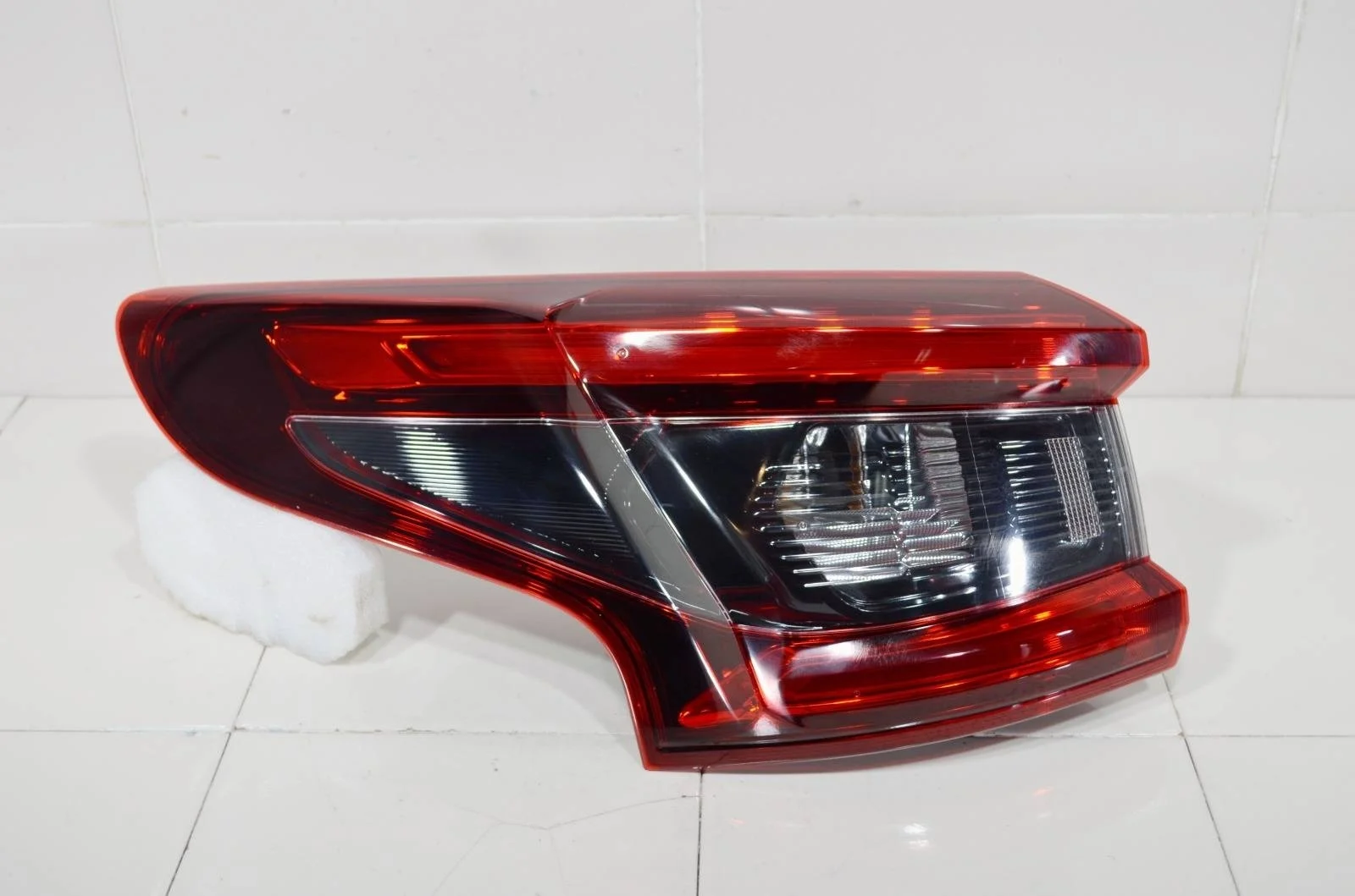 Фонарь NISSAN QASHQAI 2017+ 26555HV00A J11, левый