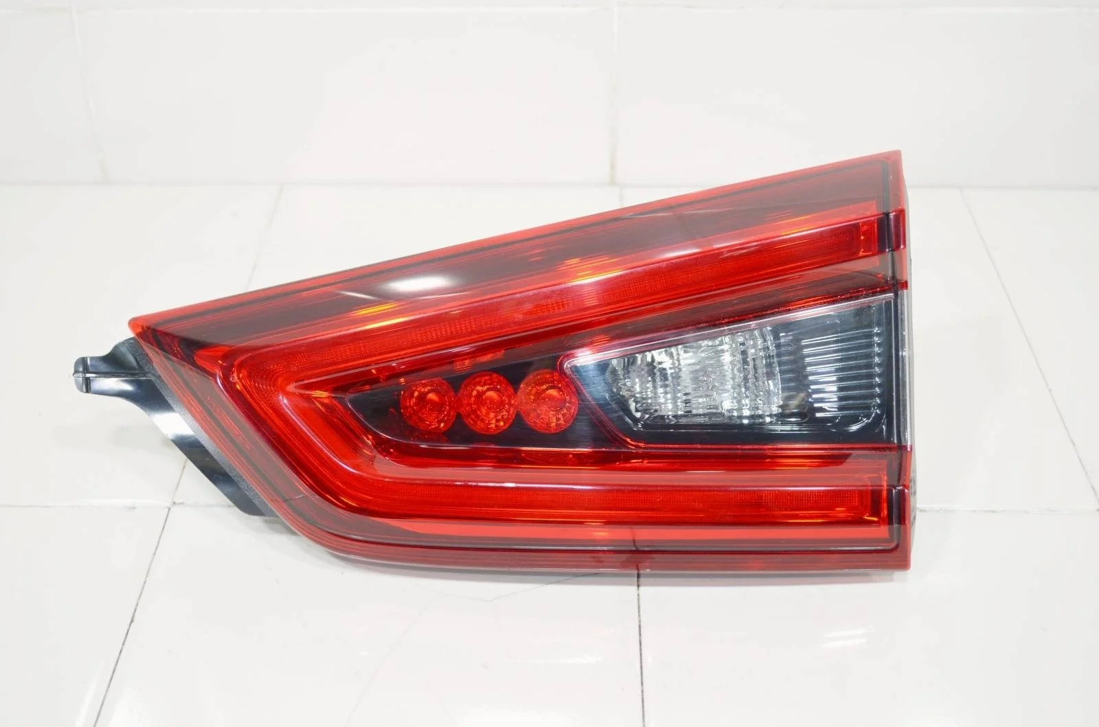 Фонарь NISSAN QASHQAI 2017+ 26550HV05A J11, правый