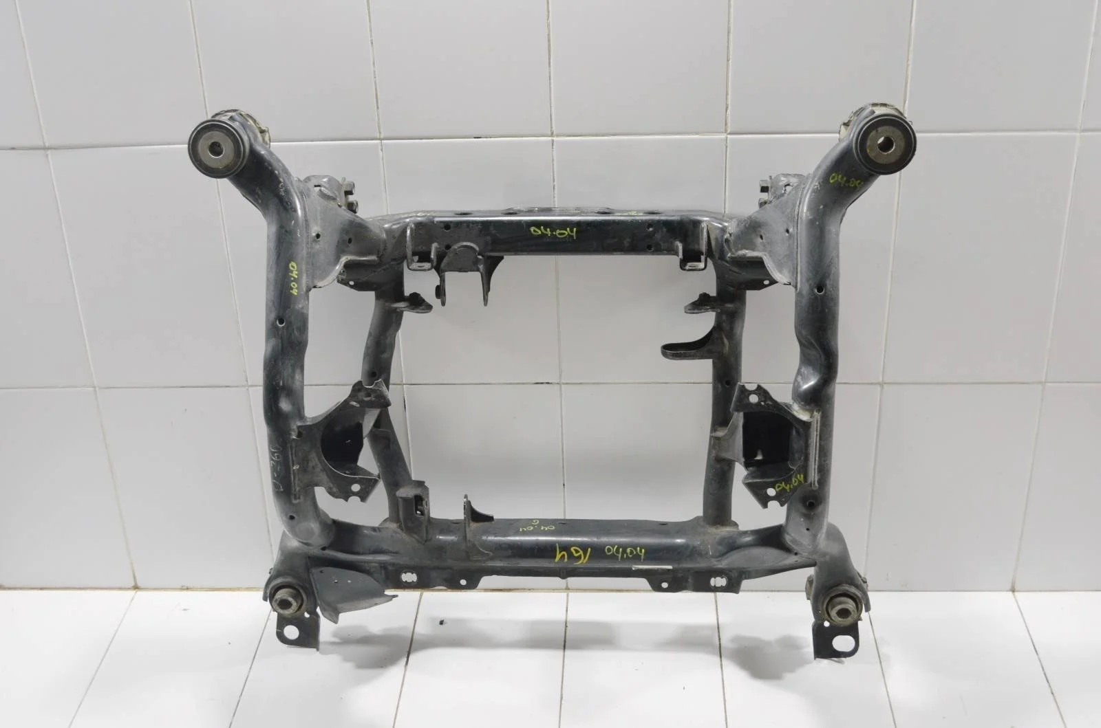 Подрамник MERCEDES-BENZ M-Class 2005+ A1643300058 W164