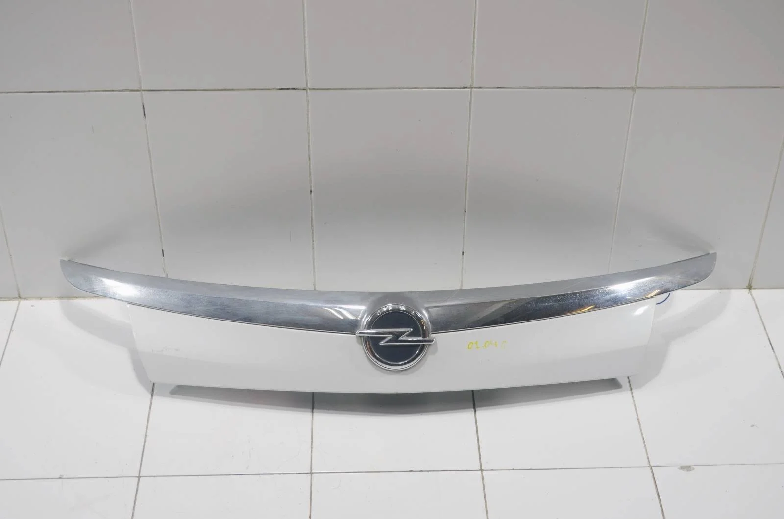 Накладка крышки багажника OPEL INSIGNIA 2008+ 13272845