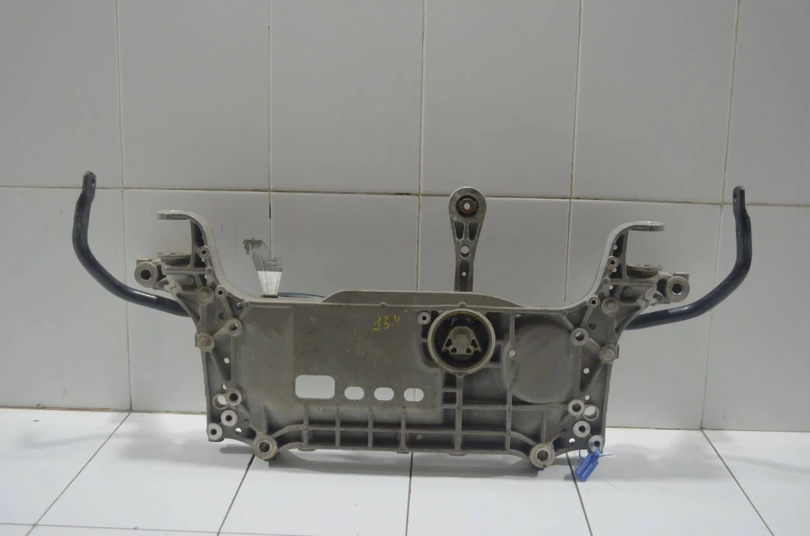 Подрамник VOLKSWAGEN PASSAT 2005+ 3C0199369H B6