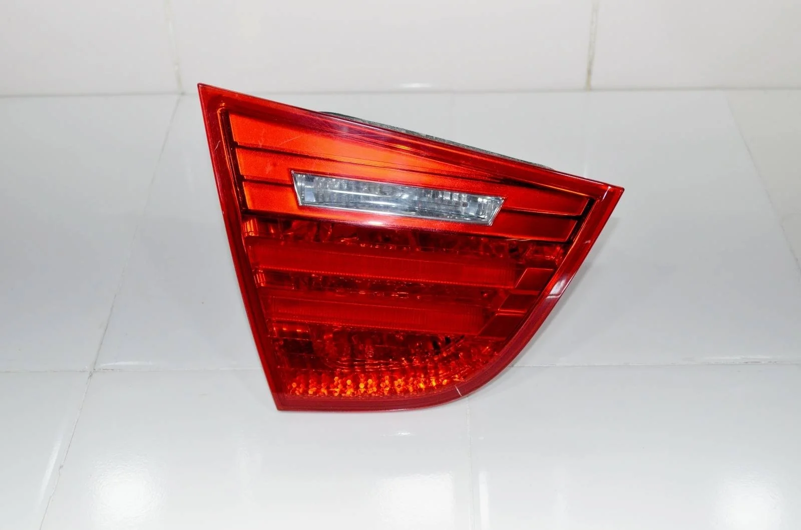 Фонарь BMW 3-Series 2008+ 63217154155 E90, левый