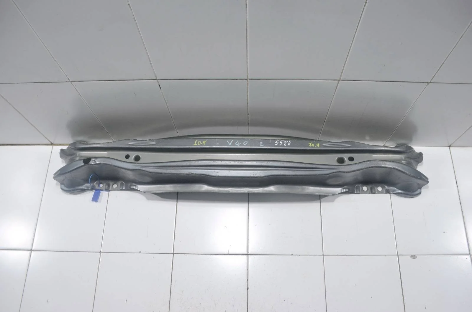 Усилитель бампера VOLVO V40 2012-2019 31299699, задний